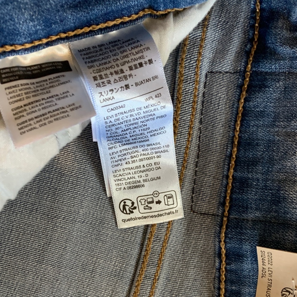 NWT Levi's Slim Fit Light Blue Jeans size 31x30 # 721 High rise skinny - Picture 4 of 7